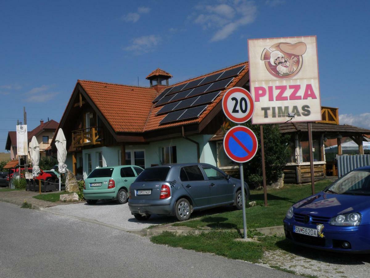 Penzion Farkys Jamnik  ภายนอก รูปภาพ